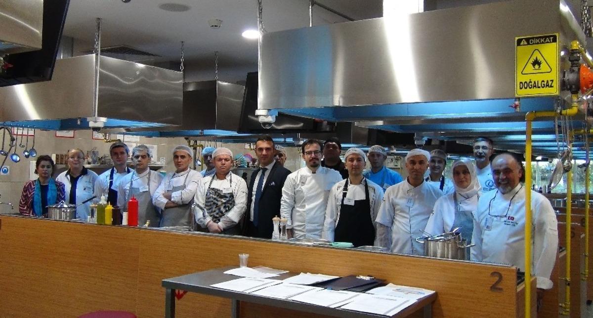 TEDAŞ aş&ccedil;ılarına mesleki yeterlilik belgesi