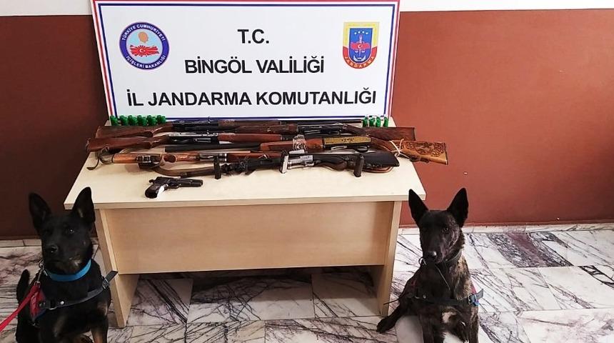 Bing&ouml;l&rsquo;de &ccedil;ok sayıda silah ele ge&ccedil;irildi