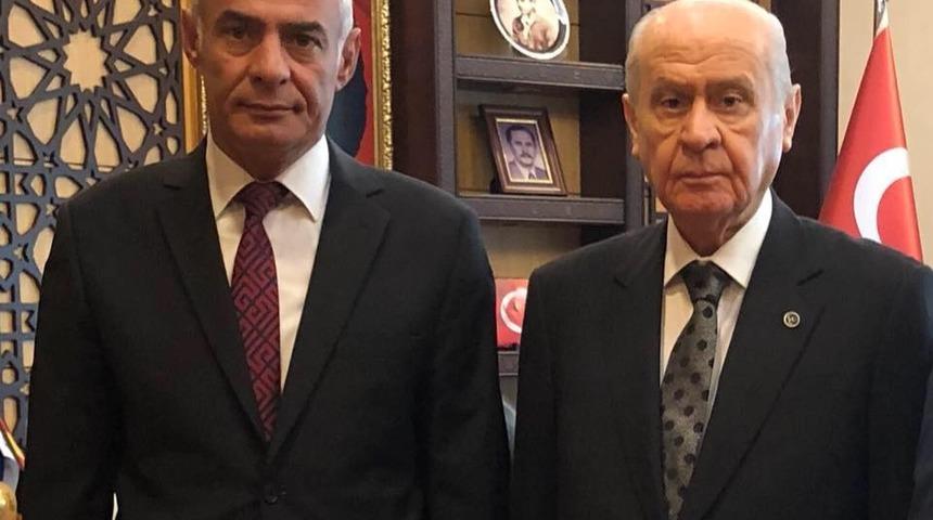 MHP Lideri Bah&ccedil;eli, yoğun bakımdaki Isparta İl Başkanının eşi ve oğluyla telefonla g&ouml;r&uuml;şt&uuml;