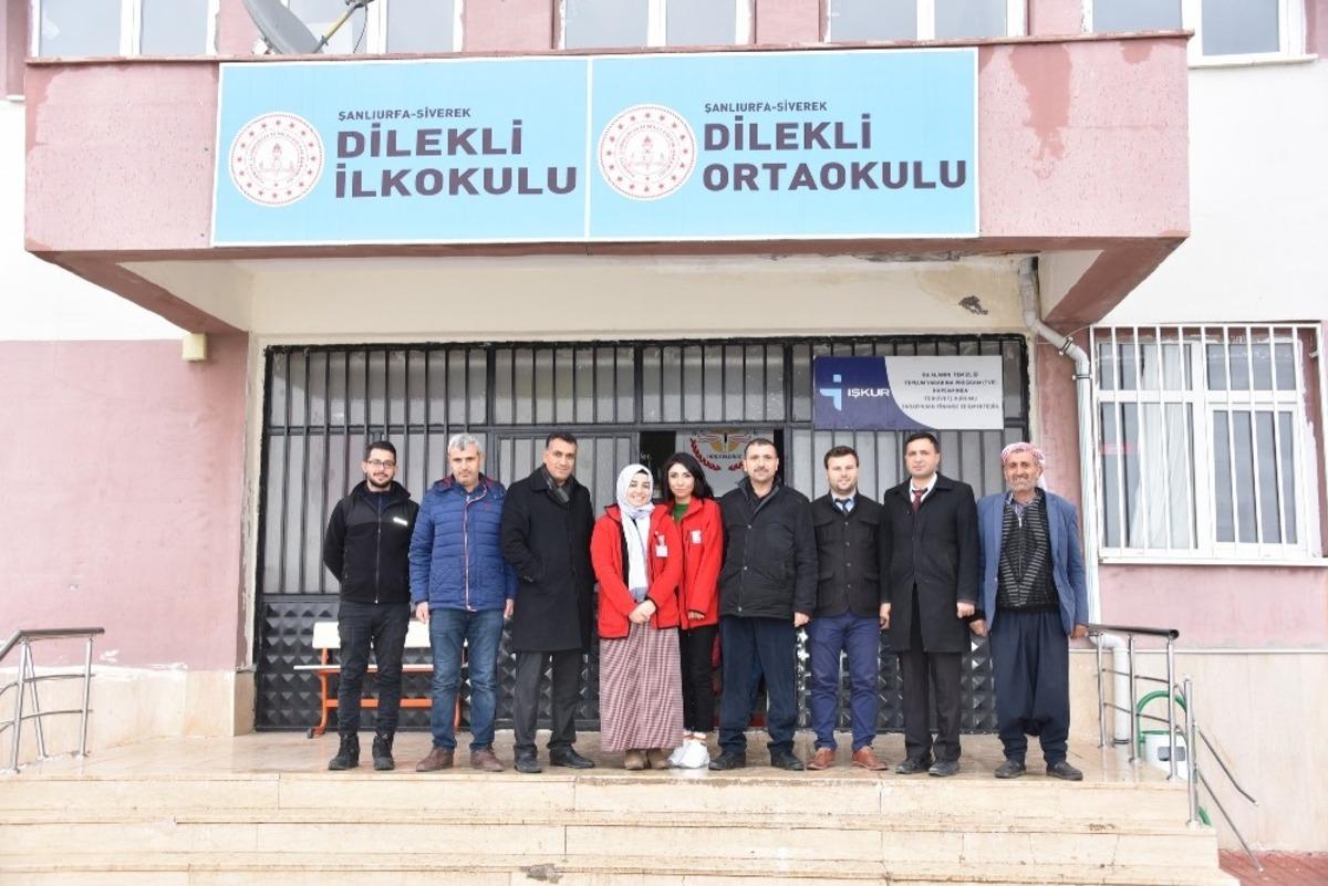 Kızılay&rsquo;dan Kırsalda eğitim alan &ouml;ğrencilere temizlik malzemesi