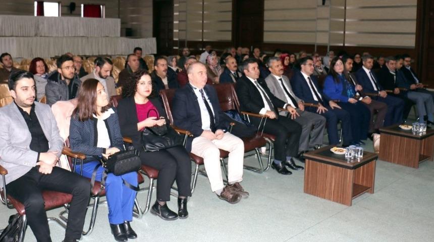 Kırıkkale’de Akılcı İlaç Kullanımı toplantısı