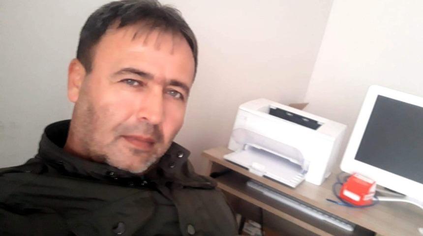 Belediye &ccedil;alışanı yolda bulduğu 3 bin lirayı sahibine teslim etti