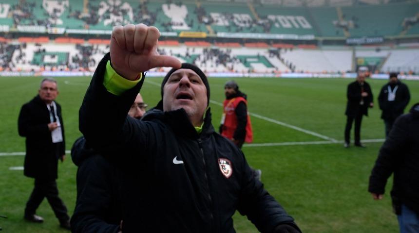 Sumudica, Konyaspor maçında neden 'küme düşeceksiniz' hareketi yaptığını açıkladı