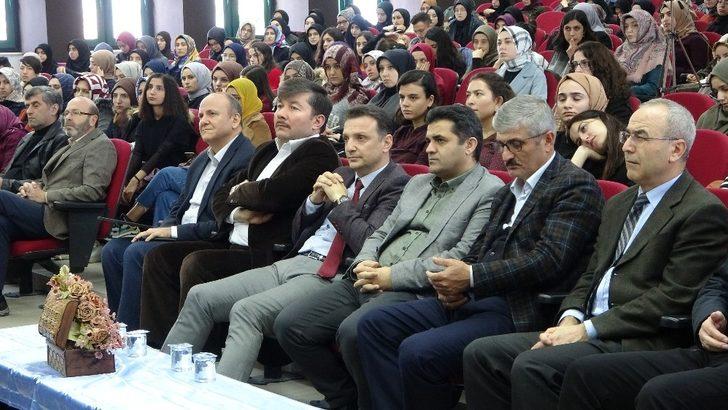 OMÜ’de “Türkiye’de Sekülerleşme” konferansı G3