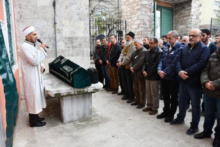 Kadavra olmak için vasiyet etti! Öldükten 8 yıl sonra defnedildi G1