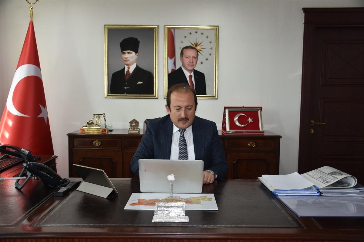 Şırnak Valisi Pehlivan AA&rsquo;nın &ldquo;Yılın Fotoğrafları&rdquo; oylamasına katıldı