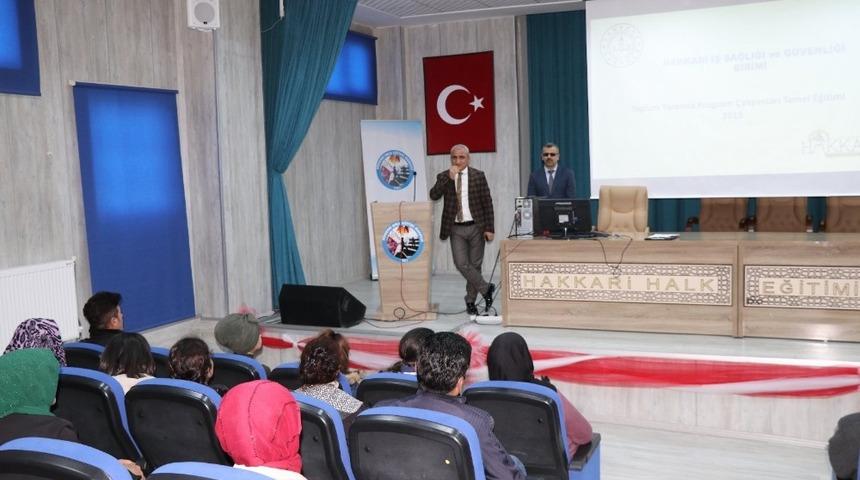 Okullarda &ccedil;alışan iş&ccedil;ilere İSG eğitimi