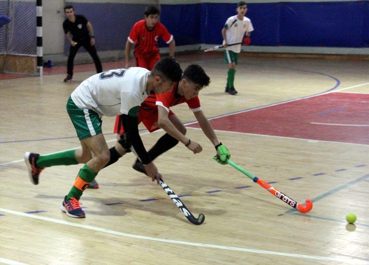 16 Yaş Altı Kızlar ve Erkekler Türkiye Salon Hokeyi Şampiyonası G4