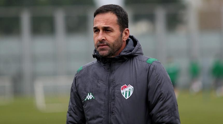 Bursaspor teknik direktörü Yalçın Koşukavak’tan istifa açıklaması