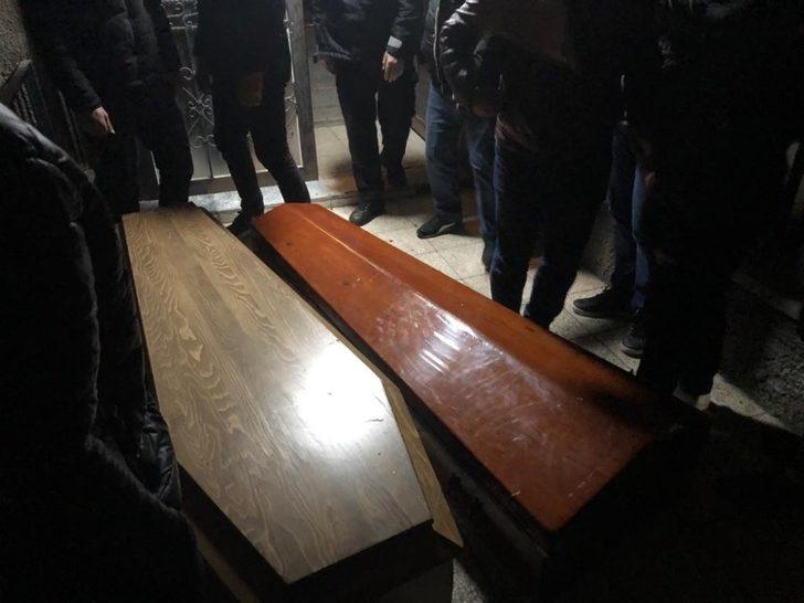 Ankara’da 5 aylık hamile kadın ile 3 yaşındaki kızı banyoda ölü bulundu G4