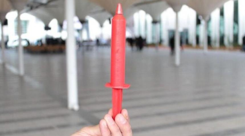 Şırıngalı çikolata nedir, nerelerde satılıyor? (Şırıngalı çikolata yüzünden çocuklar neden ölüyor?)