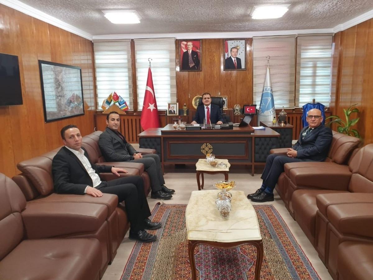 Merkez Hakem Kurulu &Uuml;yesi  Işın Hakkari&rsquo;de
