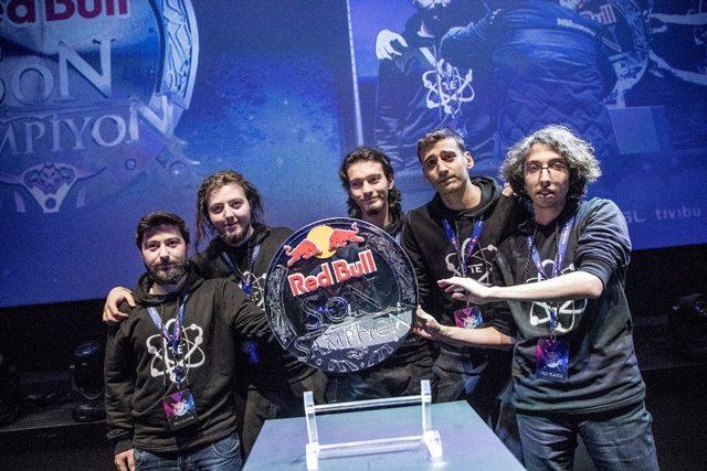 Red Bull Son Şampiyon’da online eleme zamanı