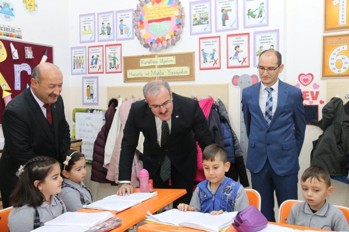 Vali Toraman: Okul-aile işbirliği &ccedil;ok &ouml;nemli