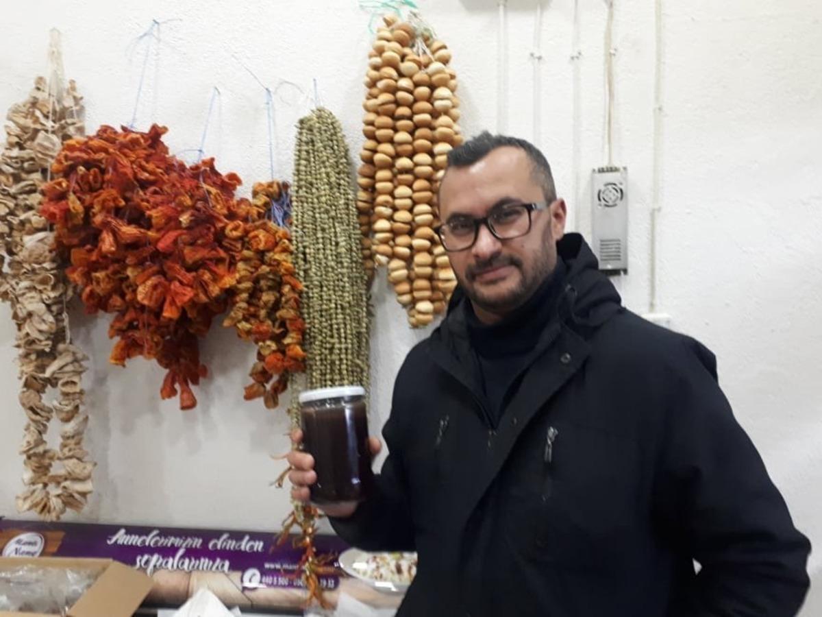 &rsquo;&Ccedil;am kozalağı pekmezi&rsquo; ilgi g&ouml;r&uuml;yor