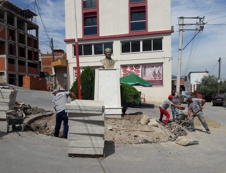 Bayraklı’da parklar yenileniyor, yeşil alanlar düzenleniyor G2