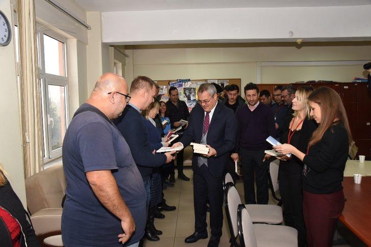 Vali Deniz, Manisa’daki eğitim kurumlarını inceledi G4