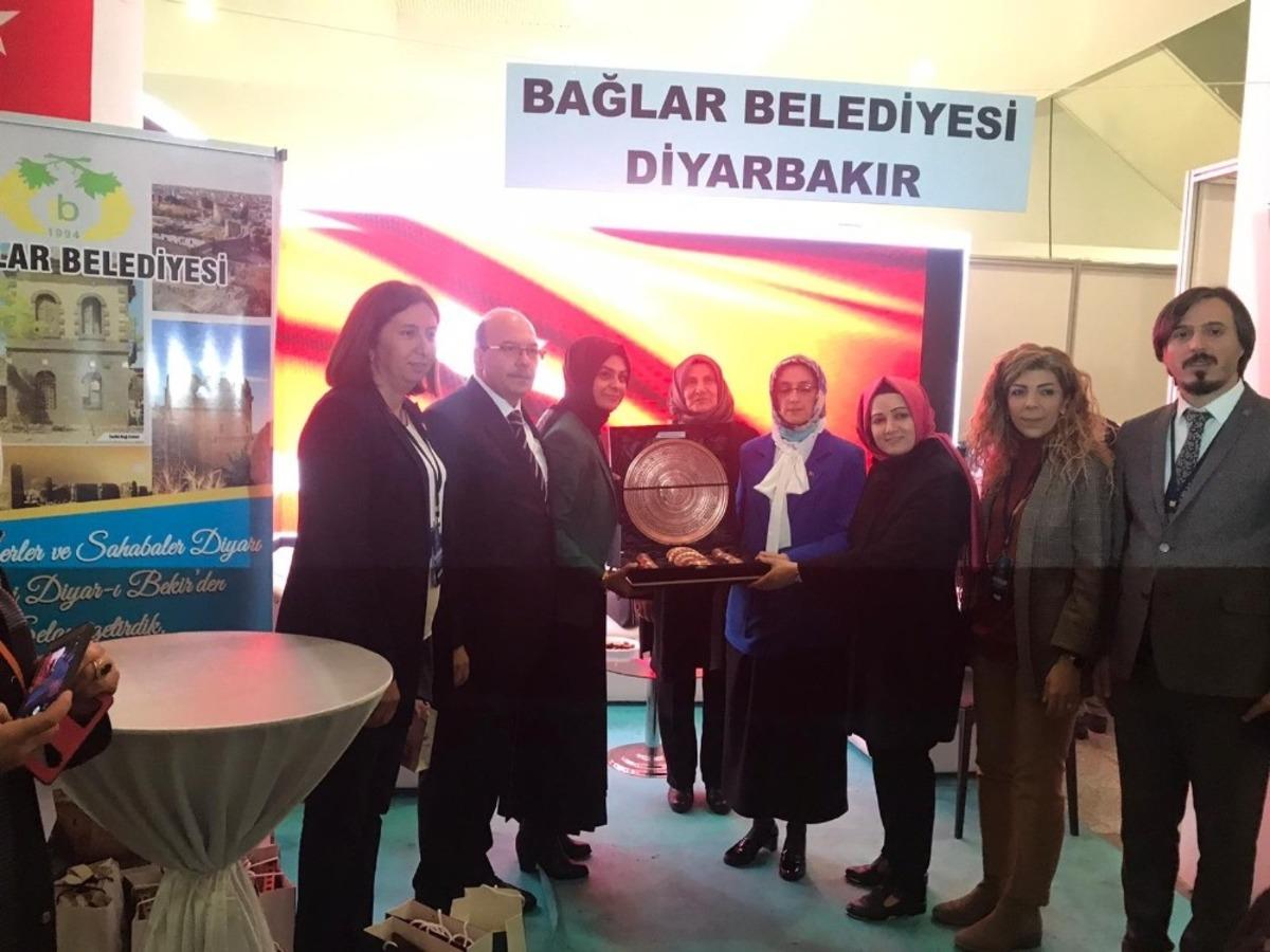 Bağlar Belediyesi&rsquo;nden AK Parti&rsquo;li belediyeler buluşmasına stantlı katılım