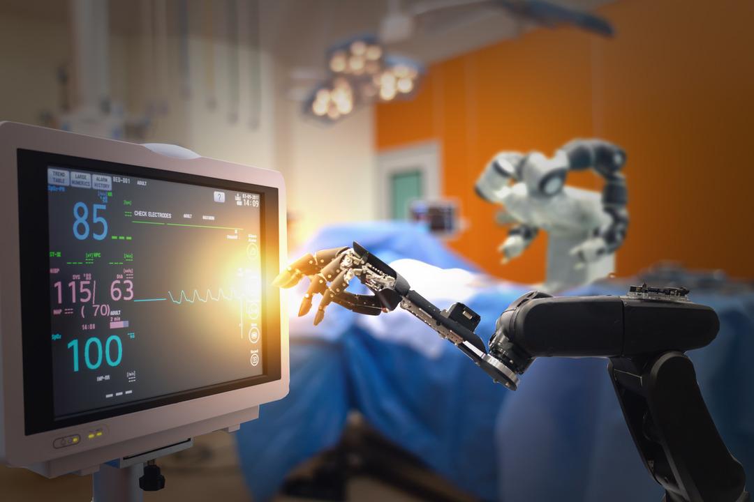 Robot refakatçiler geliyor!