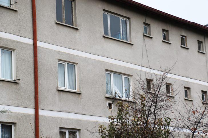 Anne ile 3 yaşındaki kızı banyoda ölü bulunmuştu... Komşuları konuştu G3