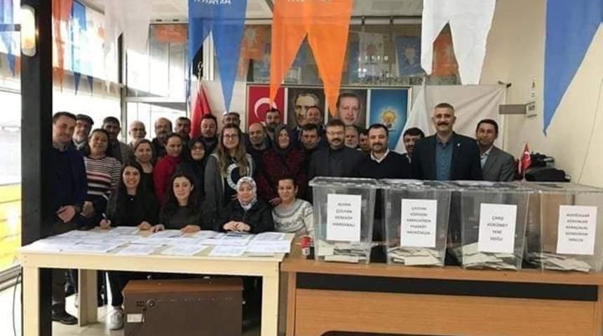 AK Parti Yenipazar&rsquo;da delege se&ccedil;imlerini tamamlandı