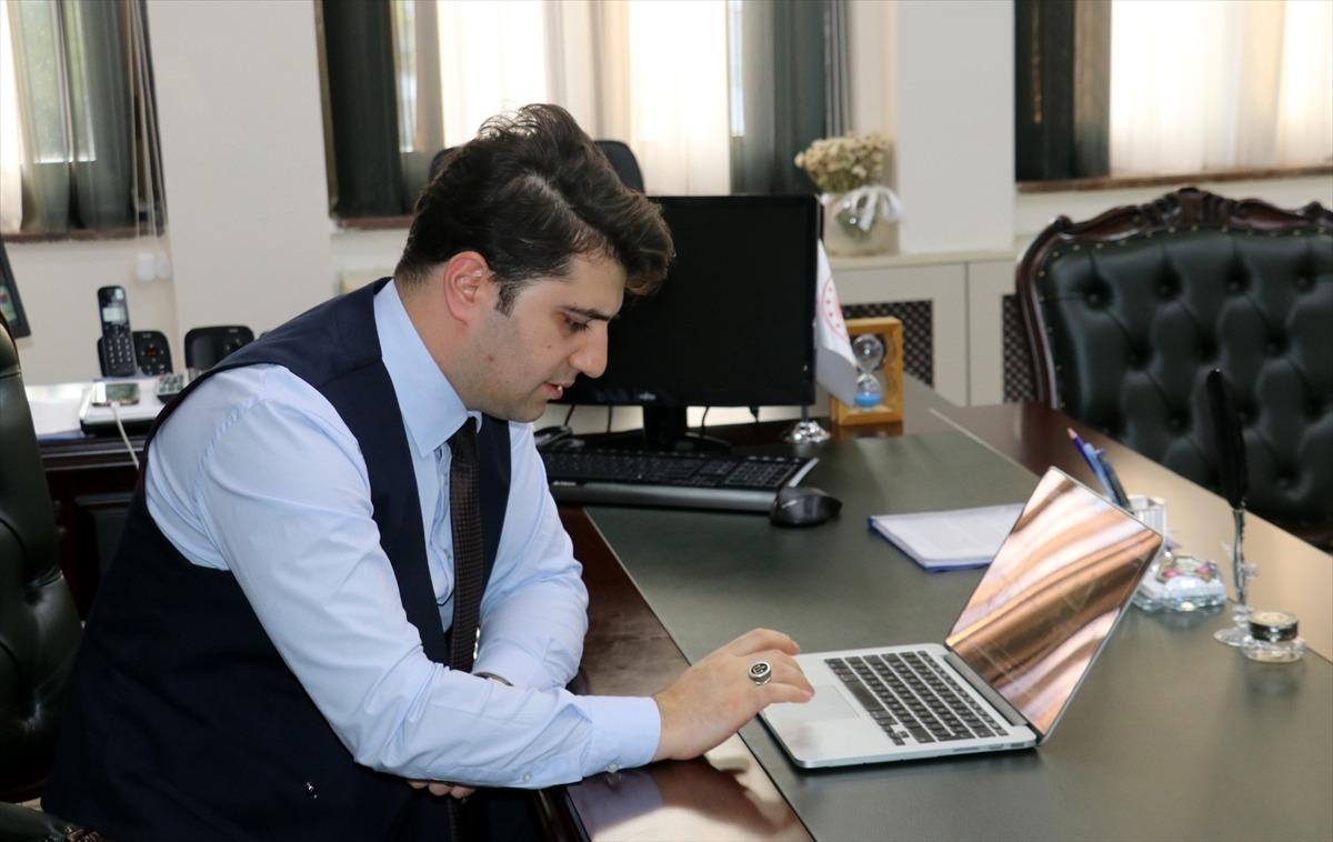 Tunceli Cumhuriyet Başsavcısı Atbaş, AA'nın "Yılın Fotoğrafları" oylamasına katıldı