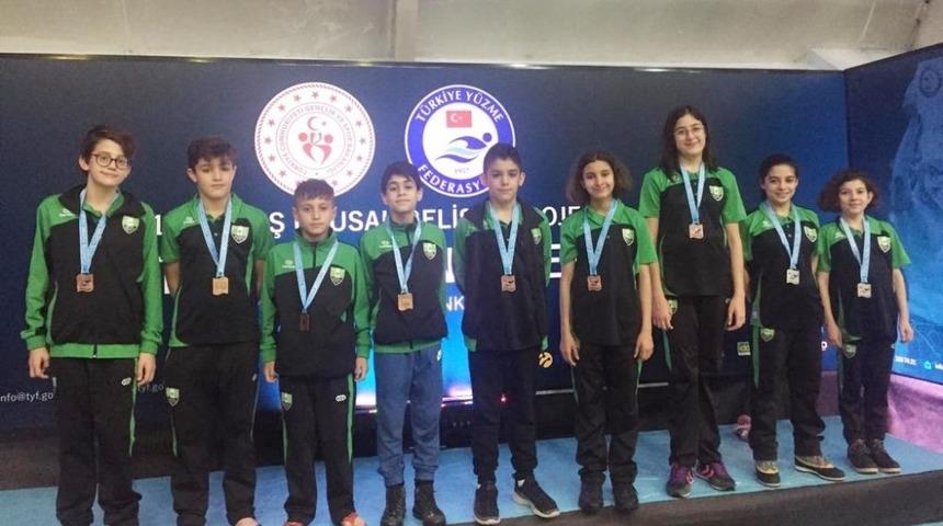 Baraj puanını ge&ccedil;tiler, madalyaları topladılar