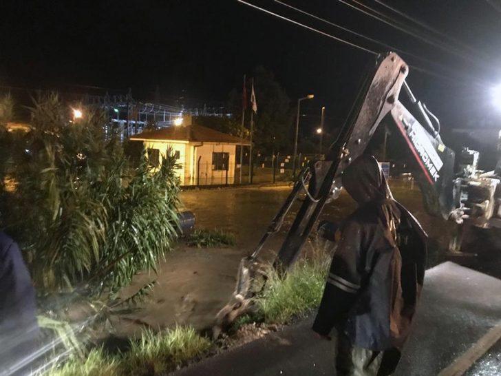 Büyükşehir’den Datça’da ki su baskınlarına anında müdahale G2