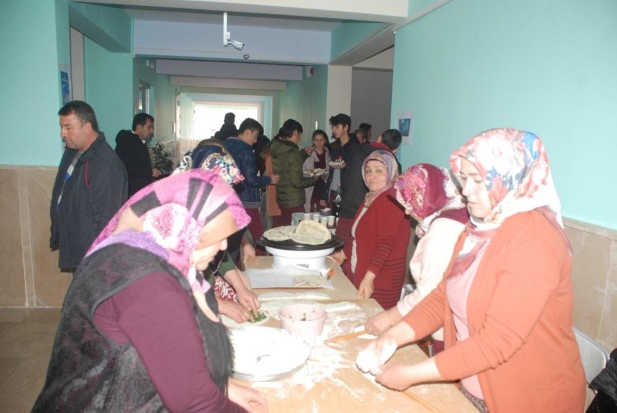 Lisede "G&uuml;r&uuml;nl&uuml; Şehitler K&ouml;şesi" oluşturuldu