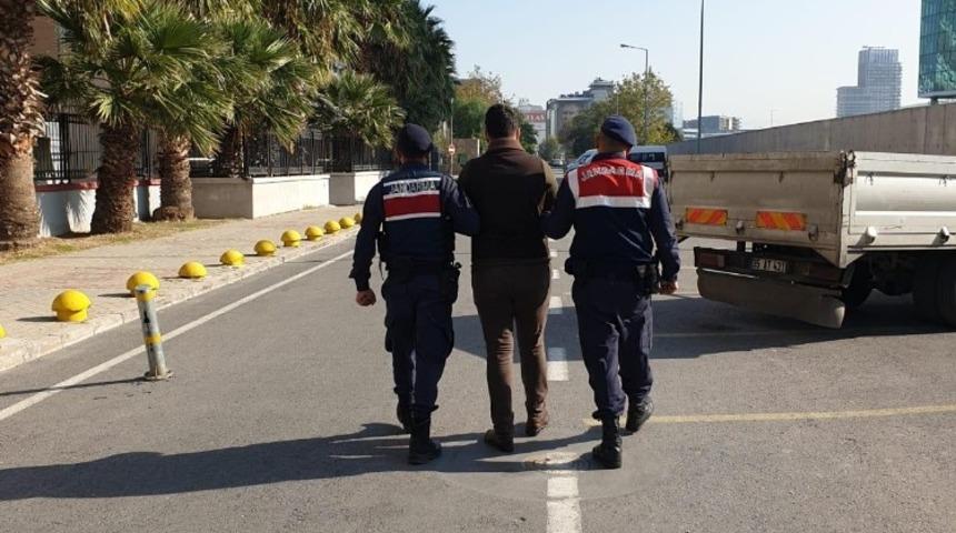 İzmir&rsquo;de tekne hırsızları yakalandı