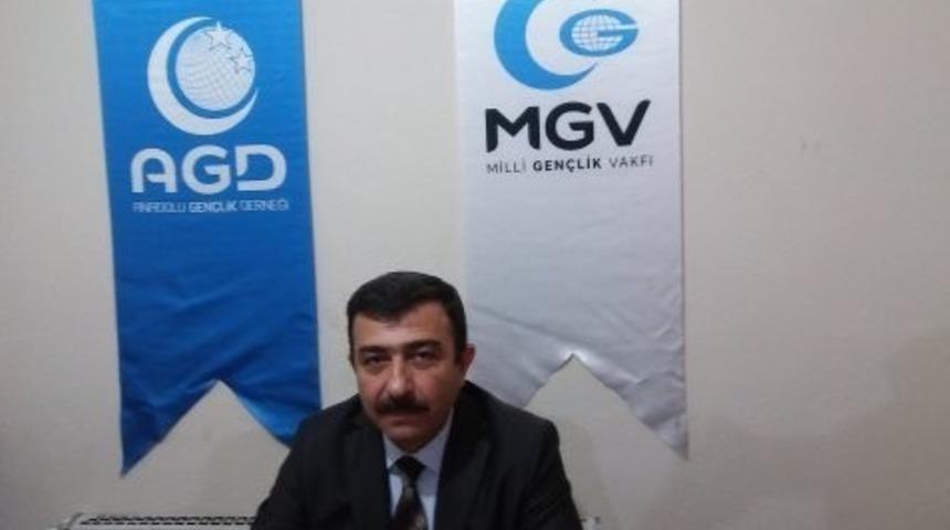 Şenol, &ldquo;Doğu T&uuml;rkistan&rsquo;ın sesine kulak verin&rdquo;