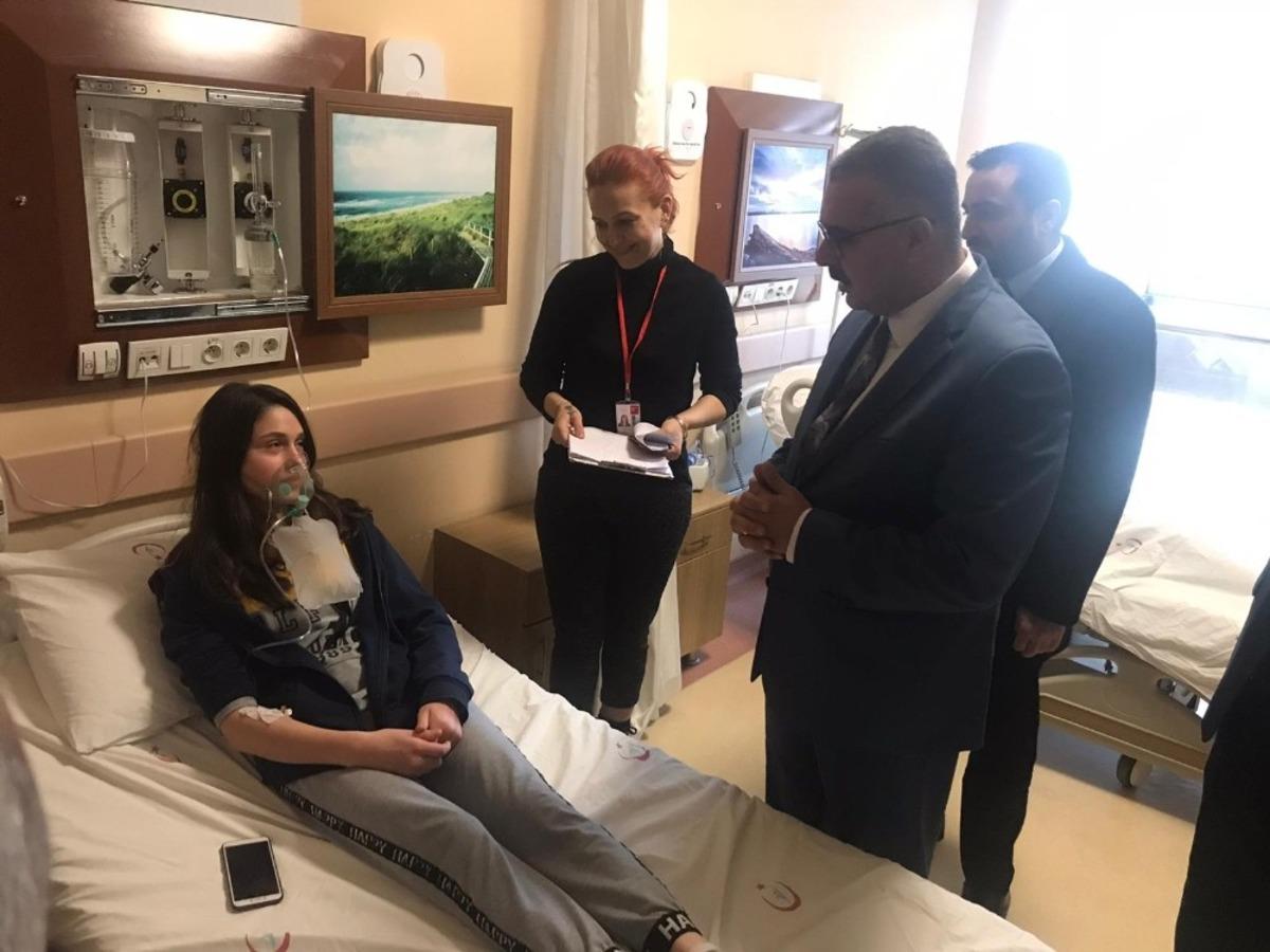 Ahlatcı&rsquo;dan zehirlenen &ouml;ğrencilere ziyaret