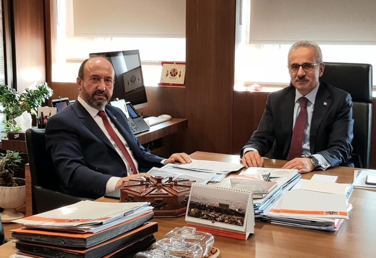 Kavuncu, Karayolları Genel M&uuml;d&uuml;r&uuml; Uraloğlu ile bir araya geldi