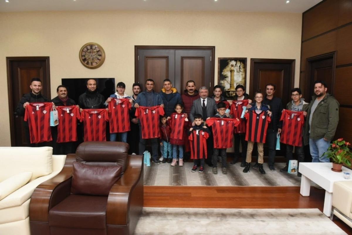 Talihliler &Ccedil;orumspor formalarına kavuştu