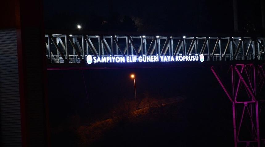 Avrupa Boks Şampiyonu G&uuml;neri&rsquo;nin adı yaya k&ouml;pr&uuml;s&uuml;ne verildi