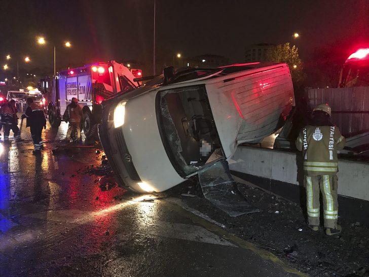 Kadıköy'de trafik kazası: 4 yaralı G2