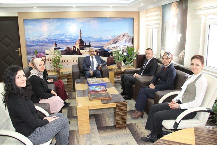 Ağrı Milli Eğitim Müdürü Tekin’den Emniyet Müdürü Özen’e teşekkür ziyareti G3