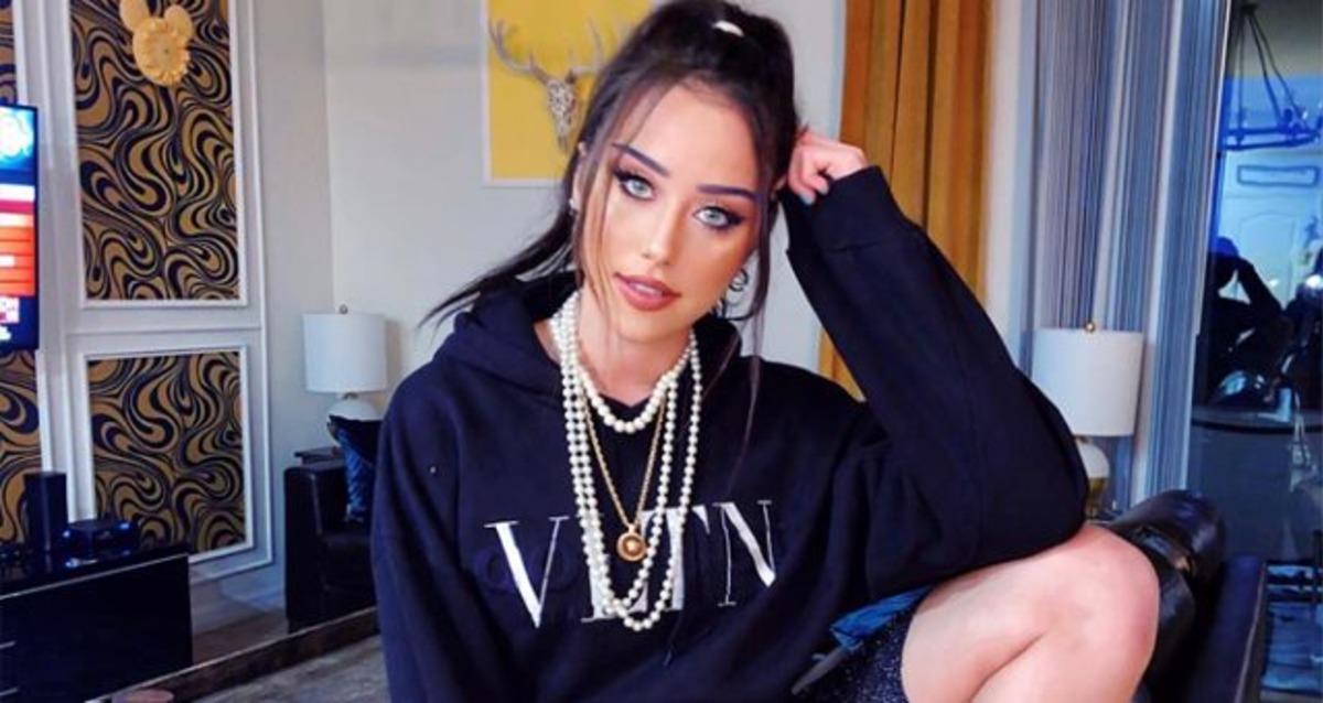 Hamdi Alkan'ın kızı Zeynep Alkan'dan cesur poz!