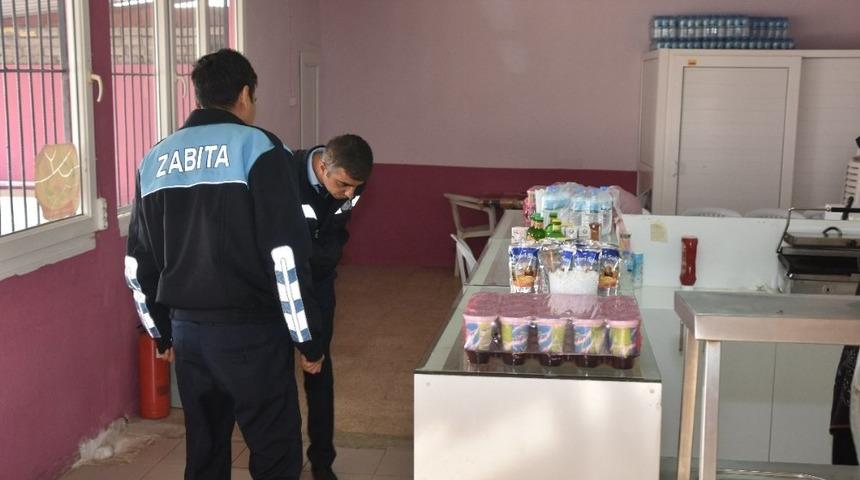 İzmir’deki okul kantinlerinde 'şırınga çikolata' denetimi