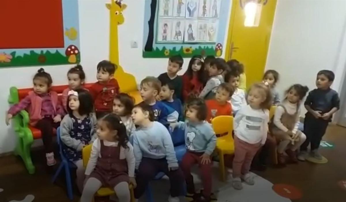 Artvin'de &ouml;ğrenciler k&ouml;peğin ismini se&ccedil;imle belirledi