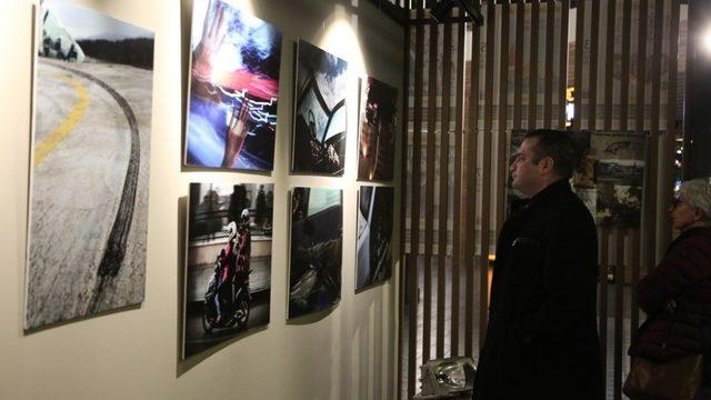 Trafik terörüne dikkat çeken sergi