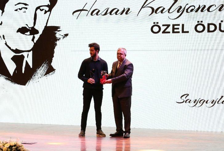 Altın Baklava Film Festivalinde ödüller sahiplerini buldu G2