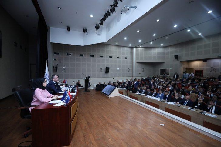 Kocaeli’de şehir içi otoparklar Kocaelispor’a devredildi G2