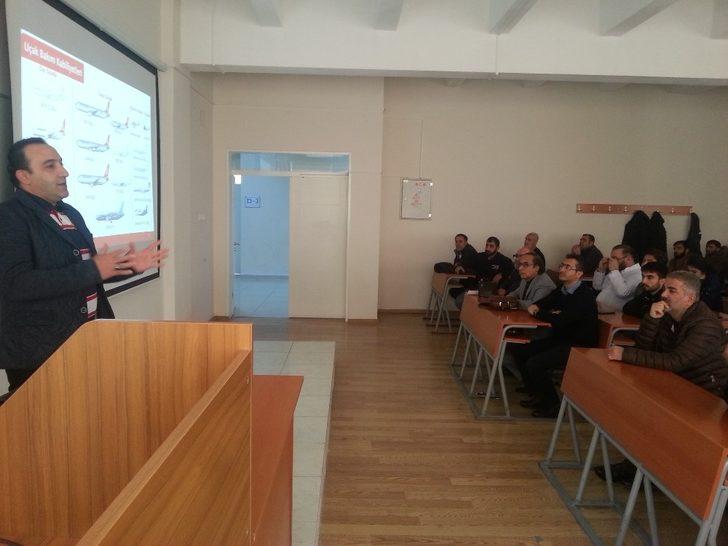 Sivil havacılık öğrencilerine uçak bakım ve teknik hizmet eğitimi G2