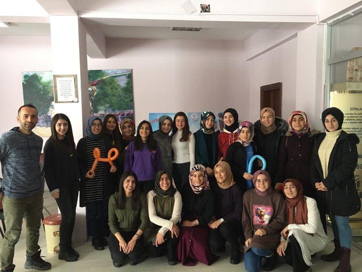 Gönüller tiyatroda buluştu G5