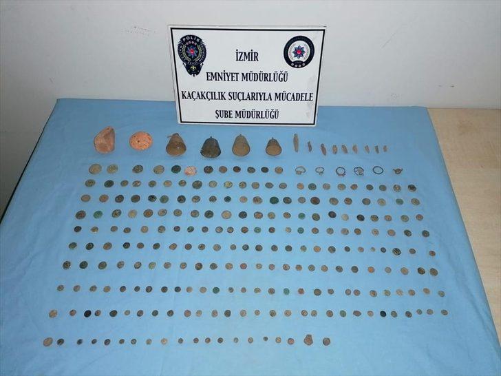 İzmir'de 252 tarihi eser ele geçirildi G2