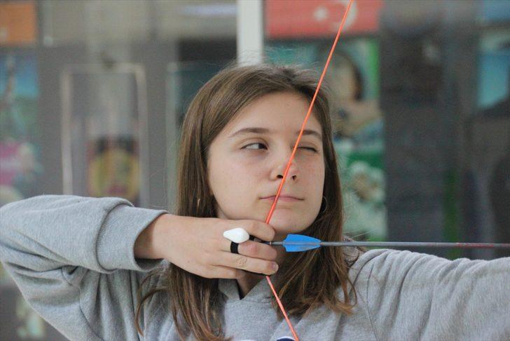 SPORCU AİLELER - Anne hakem, kızı okçu G3