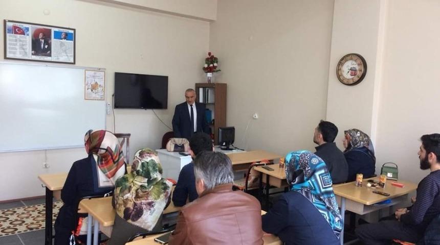 &rsquo;Evliliğe İlk Adım&rsquo; seminerleri başladı