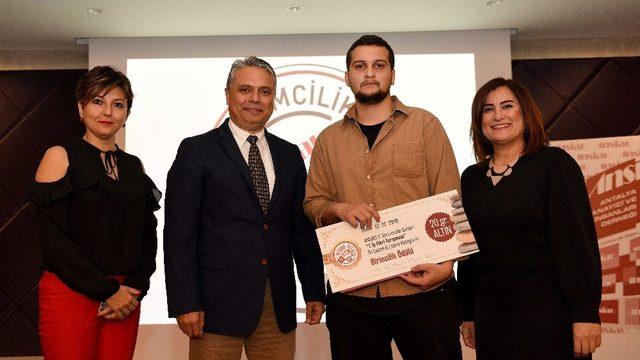 ASSİM’den çıktı birinciliğe uzandı