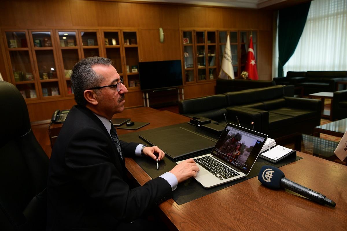 Kahramanmaraş B&uuml;y&uuml;kşehir Belediye Başkanı G&uuml;ng&ouml;r, AA'nın "Yılın Fotoğrafları" oylamasına katıldı